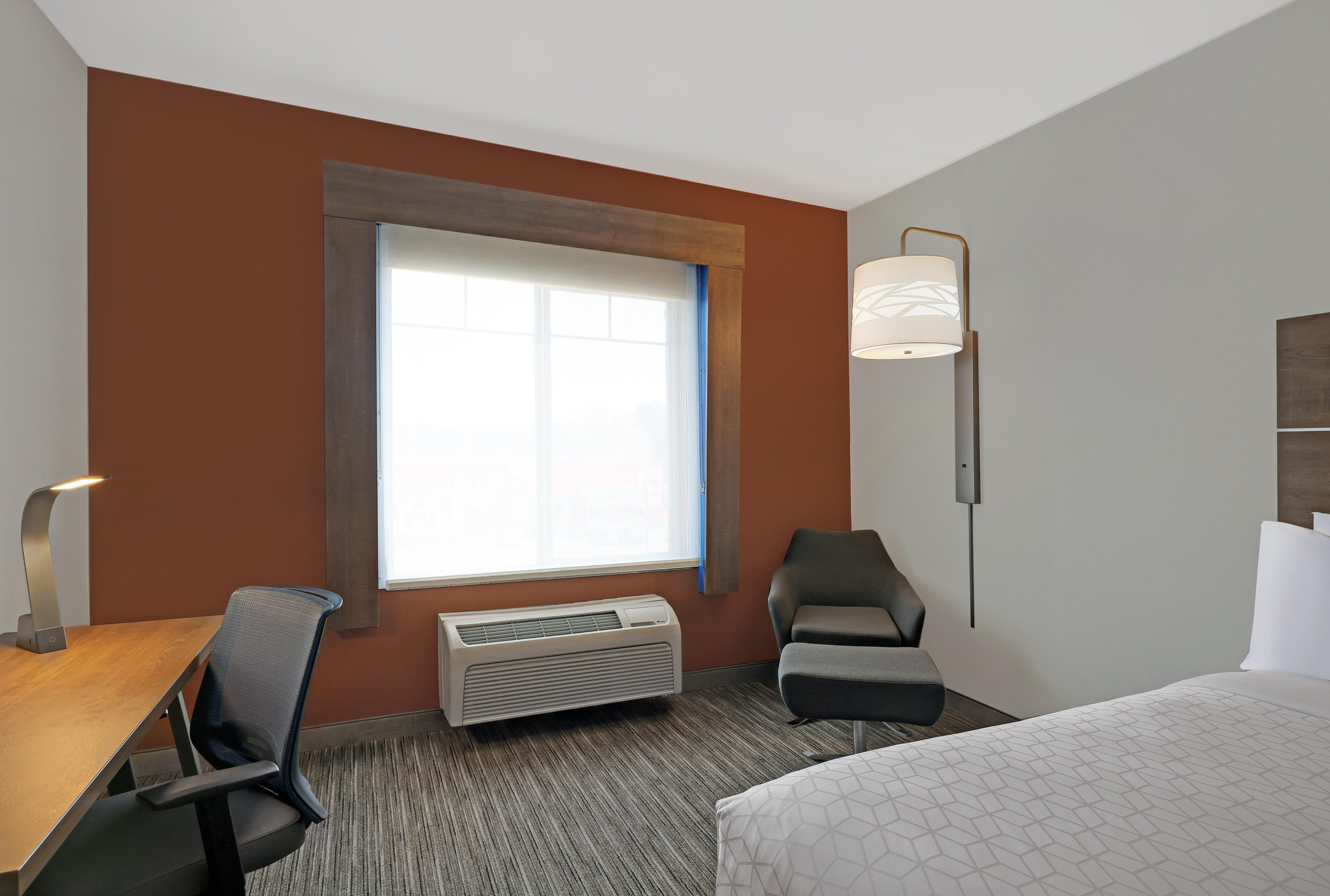 Holiday Inn Express Newport By Ihg Exterior foto